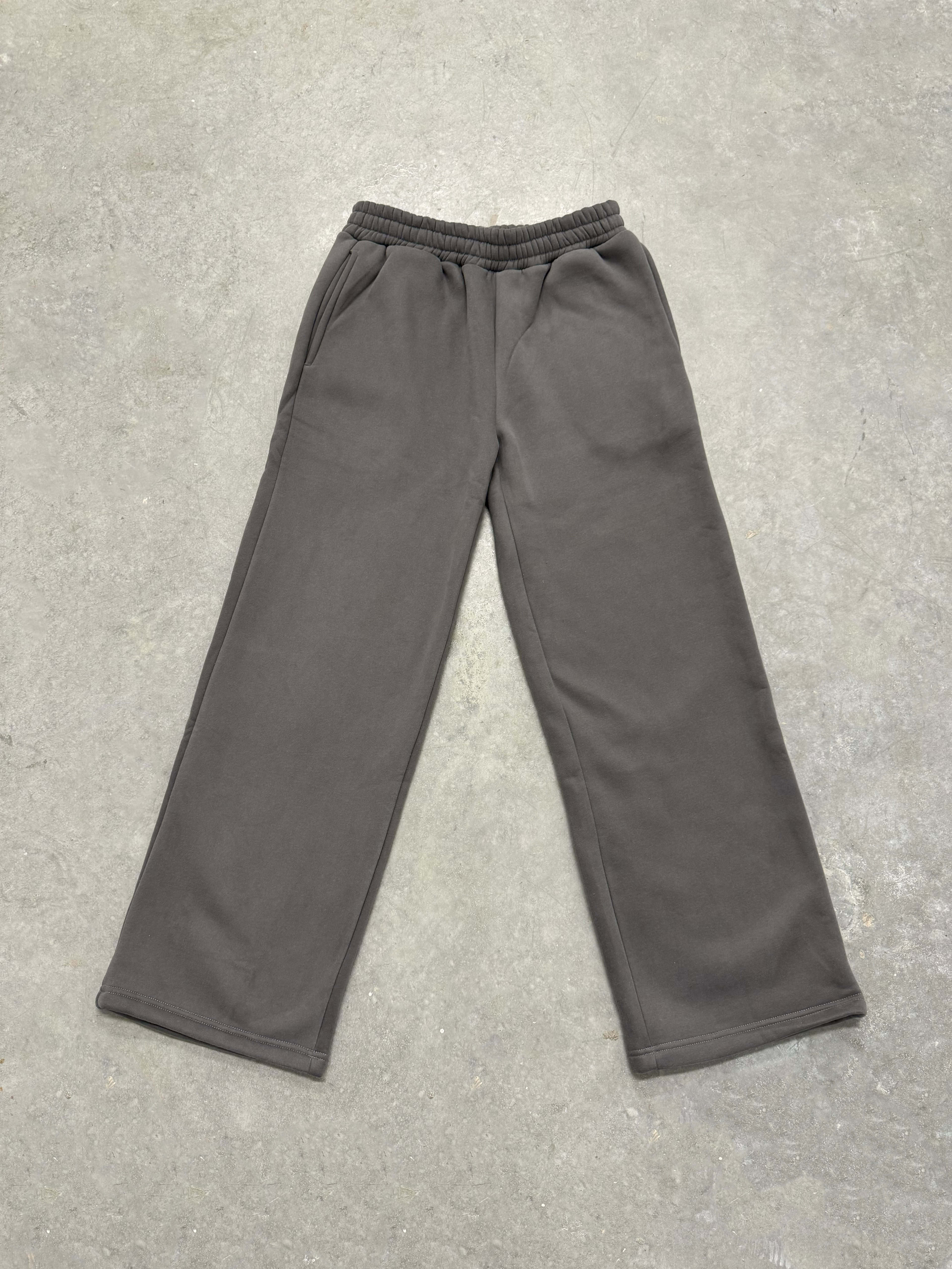 BASE STRAIGHT PANTS
