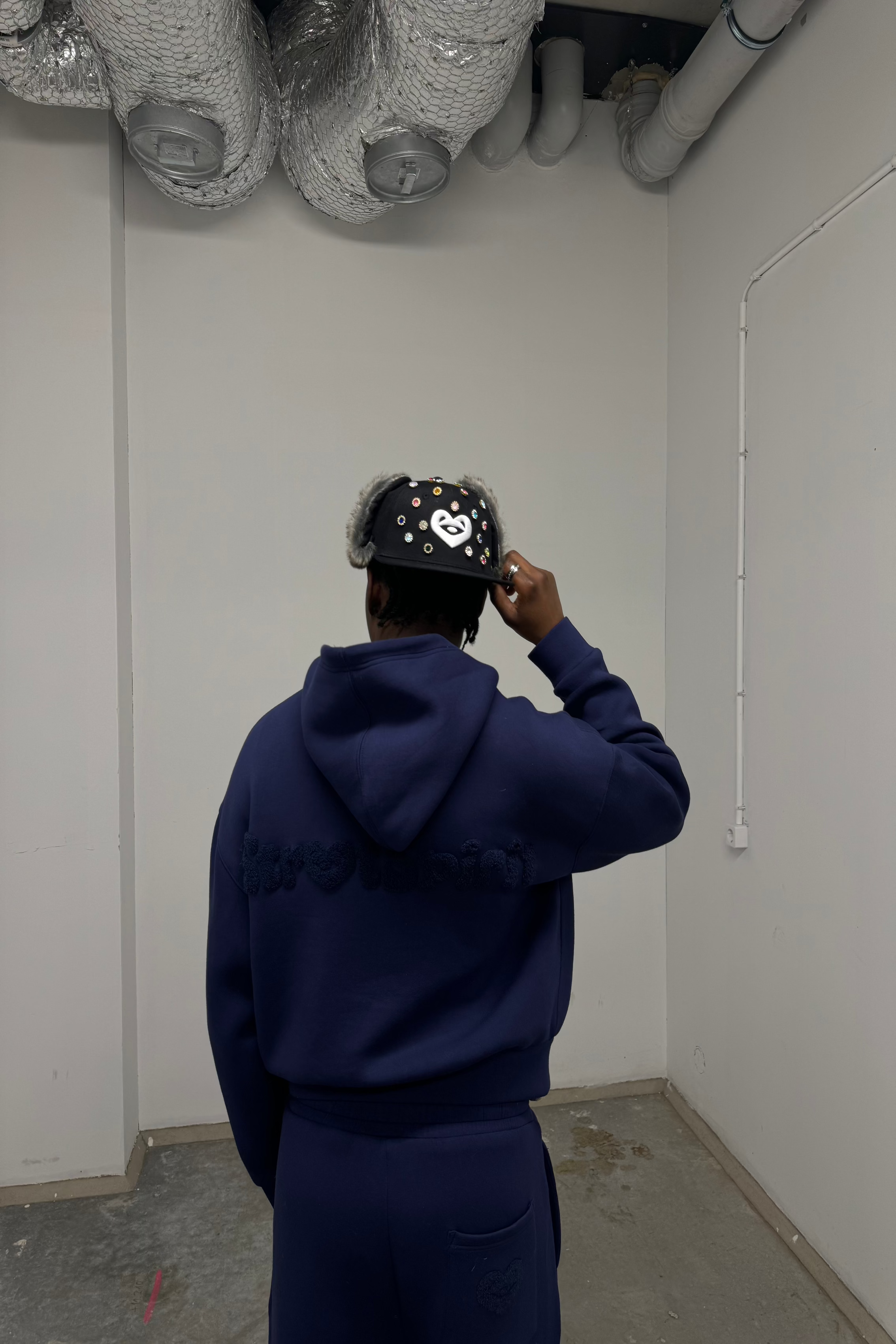 FOCUS FUR CAP - Diamonds